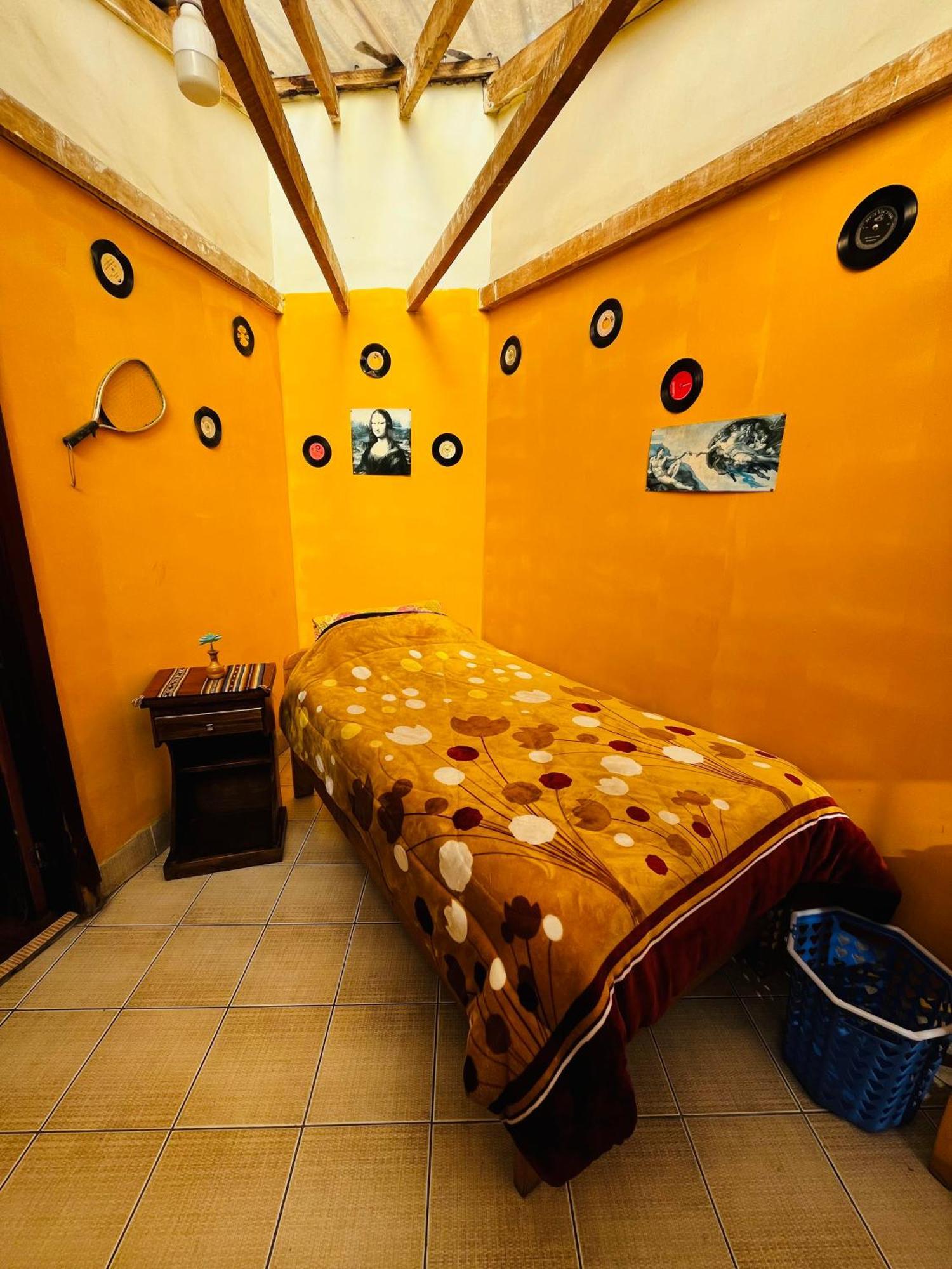 Casa De Huespedes "La Casa Bonita" Pansiyon La Paz Dış mekan fotoğraf