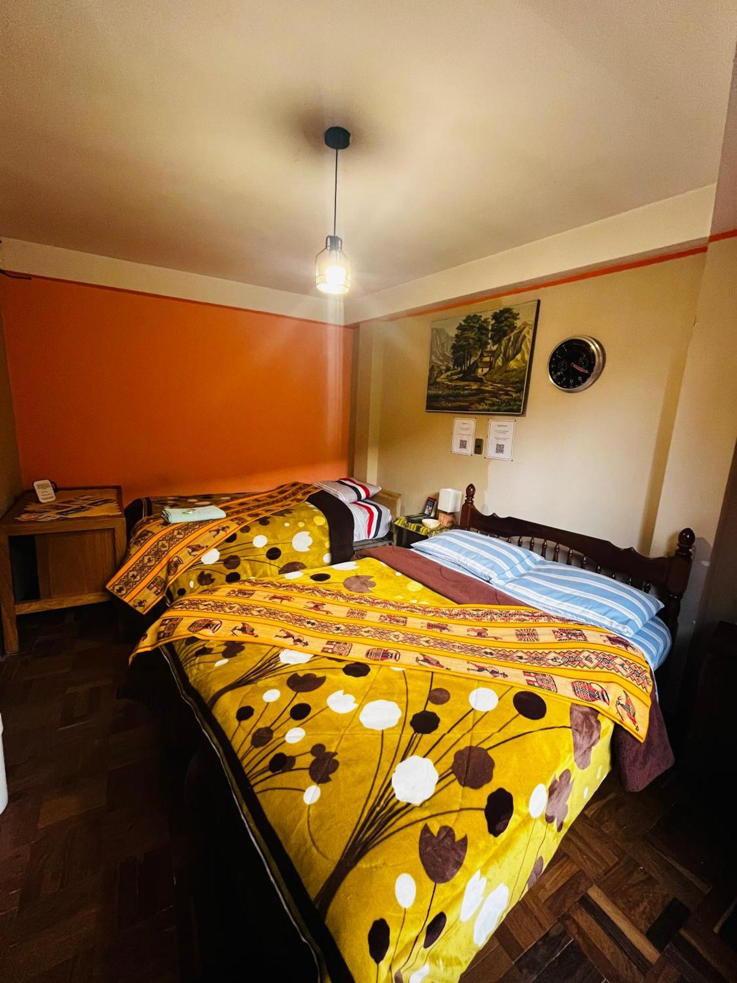 Casa De Huespedes "La Casa Bonita" Pansiyon La Paz Dış mekan fotoğraf